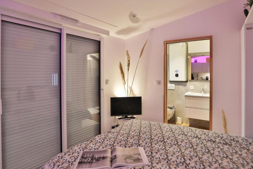 Tiny Studio Terrasse, Hypercentre La Plage A 2 Pas ! Les Sables-d'Olonne Luaran gambar