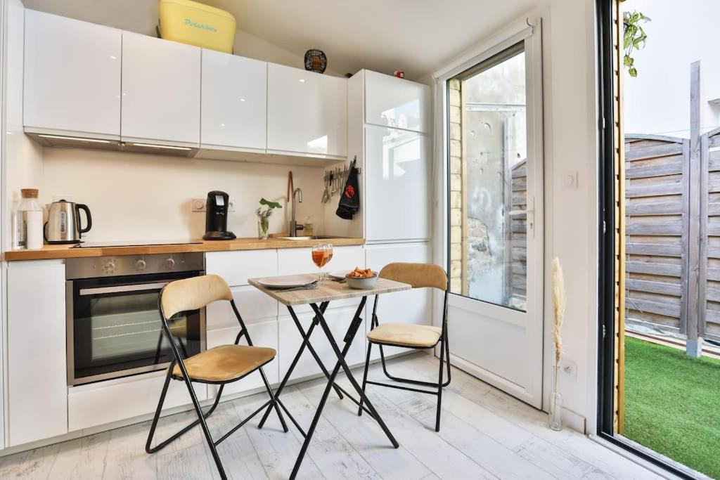 Tiny Studio Terrasse, Hypercentre La Plage A 2 Pas ! Les Sables-d'Olonne Luaran gambar